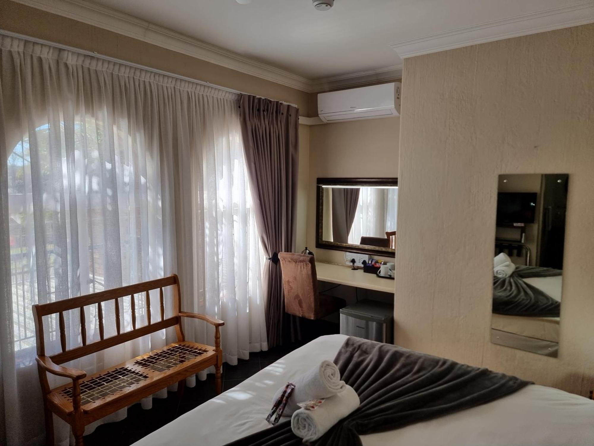 Glen Marion Guest House Pretoria-Noord エクステリア 写真