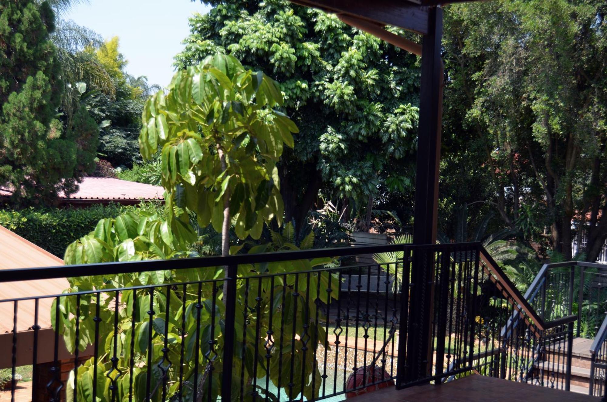Glen Marion Guest House Pretoria-Noord エクステリア 写真