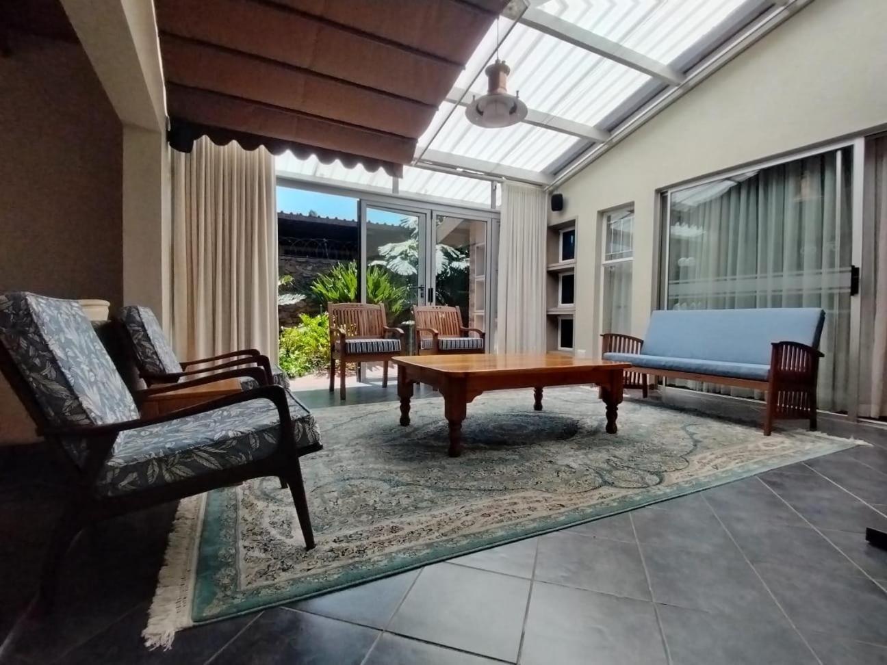 Glen Marion Guest House Pretoria-Noord エクステリア 写真