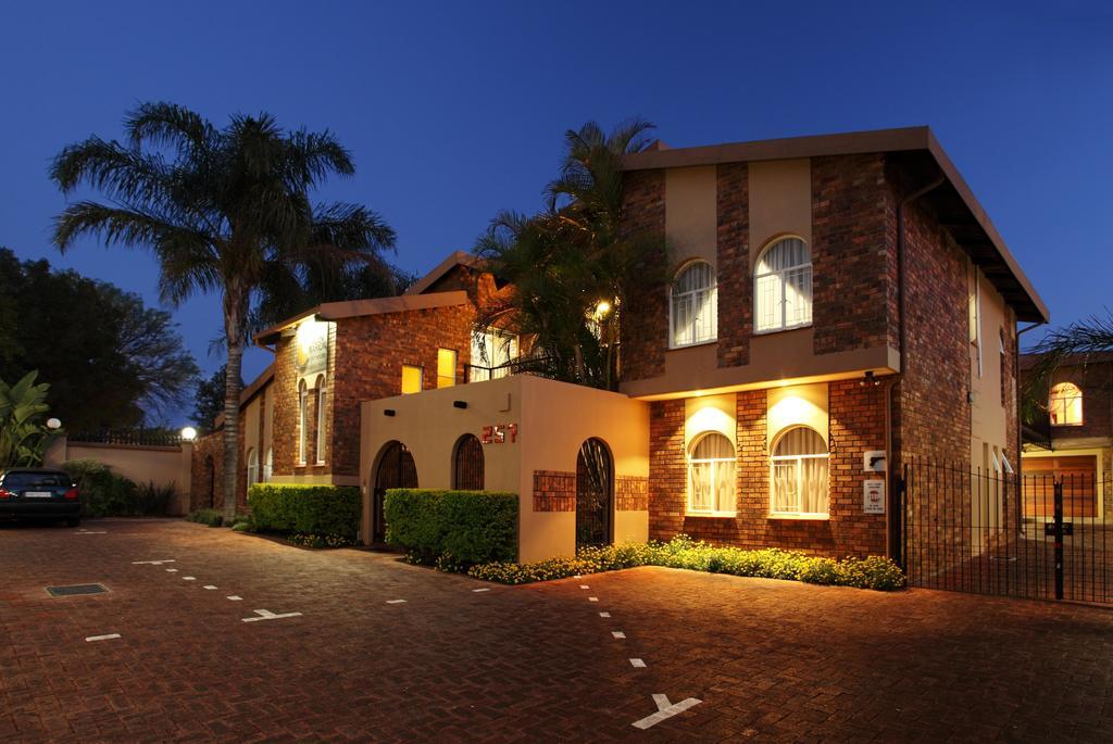 Glen Marion Guest House Pretoria-Noord エクステリア 写真